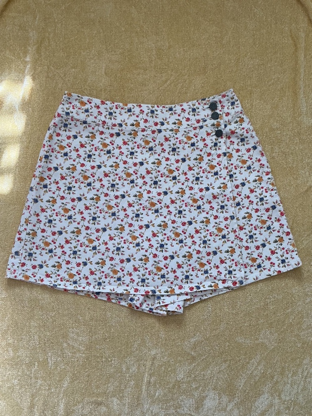 VINTAGE NY JEANS FLOWERED SKORT (size: 12)